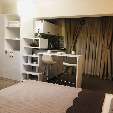 Lızzıa Butik 3*